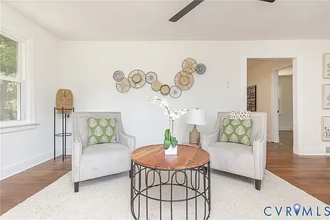 3 bed, 1144 sqft, $2,250 — Photo 4