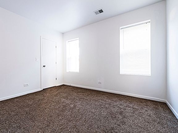4th image of 7938 S Hermitage Ave #2