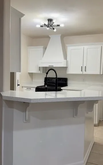 708 W Bronze Dr #2 — Photo 10