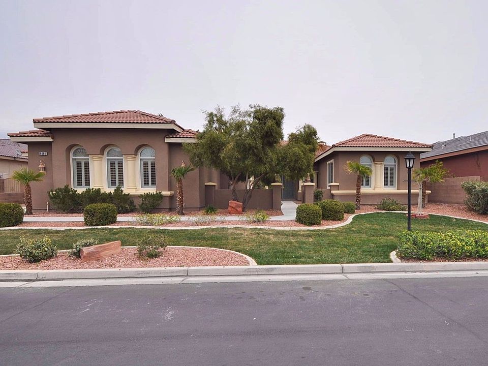 1st image of 8066 Villa Del Cielo St