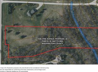 1436 Vine Ave, Riverside, IA 52327