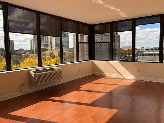 3rd image of 345 E Eastgate Pl APT 503