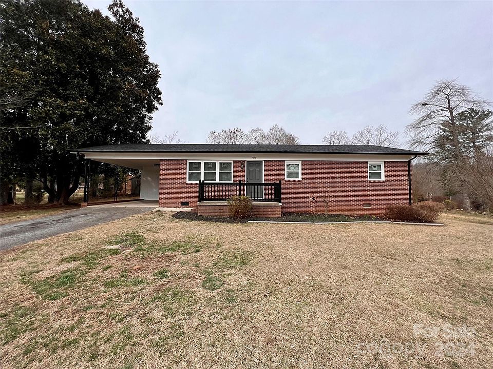 1st image of 705 Wooddale Pl