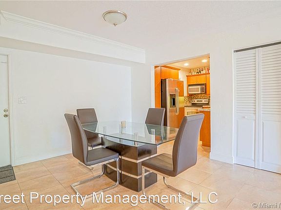 4th image of 7915 SW 104th St #202