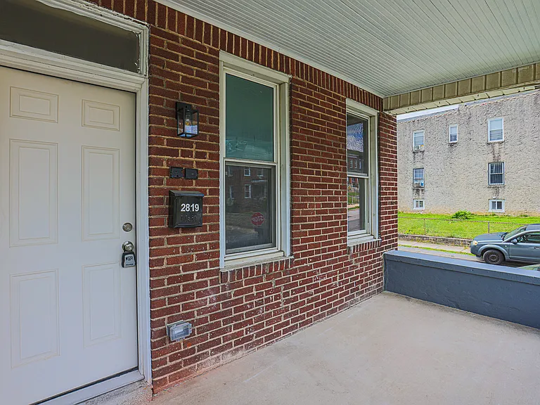 2819 Presbury St — Photo 19