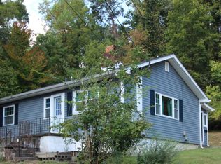 319 W Faunce Rd, Oak Ridge, TN 37830