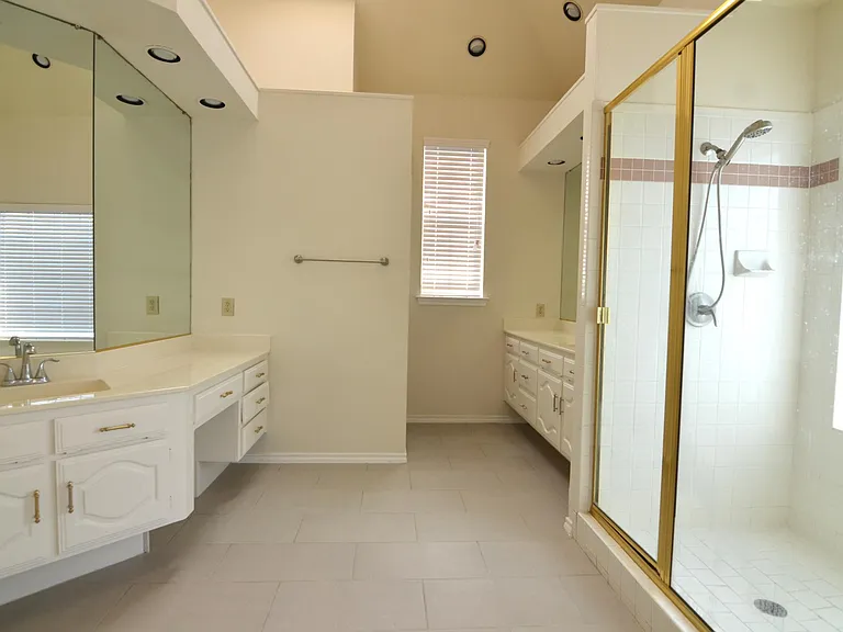 7000 Ivory Ct — Photo 20