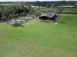 16098 Deer Path Ln, Wellington, FL 33470