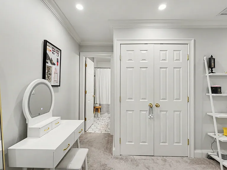 2289 Bedford St #D7 — Photo 18
