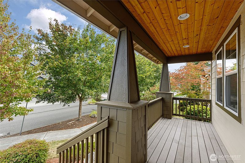 4th image of 1851 SW Downfield Way