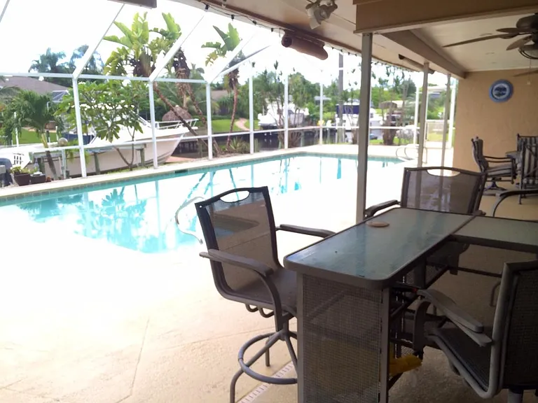 2516 SE 24th Ct — Photo 3