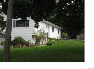 49 Lillian St, Pomona, NY 10970