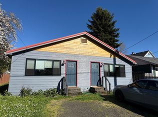 231 A St APT 1, Myrtle Point, OR 97458