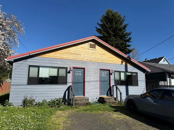 231 A St APT 1, Myrtle Point, OR 97458