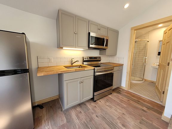 2nd image of 20 Church St #Na