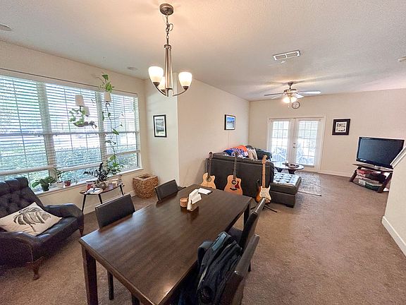 3rd image of 2508 SW 35th Pl APT 138