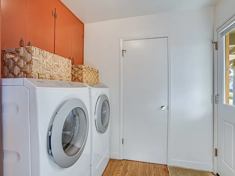 2032 W Cliff Dr — Photo 8