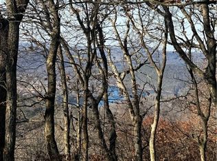 63 Skyview Ln #35, Eureka Springs, AR 72631