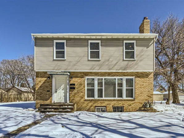 5122 Emerson Ave N, Minneapolis, MN 55430