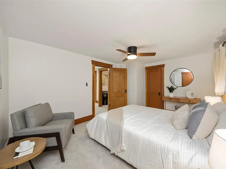 436 Park St — Photo 17