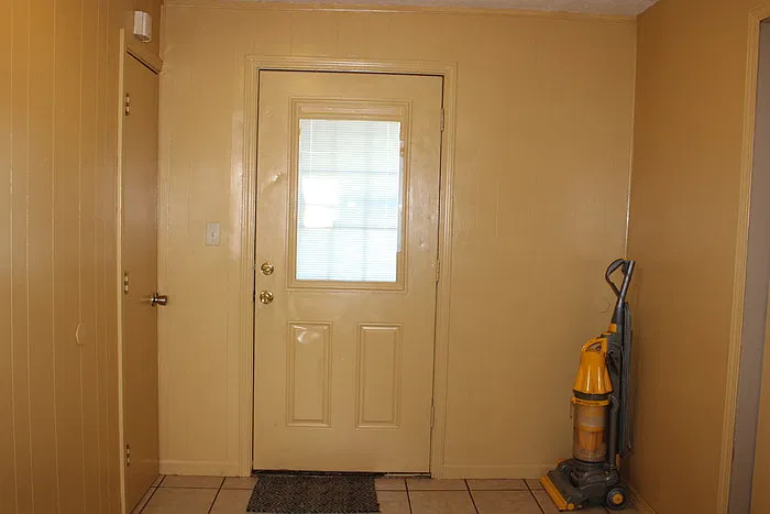 2 bed, 1.0 bath, $1,000 — Photo 3