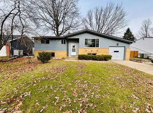 16116 Lanier Ave, Strongsville, OH 44136