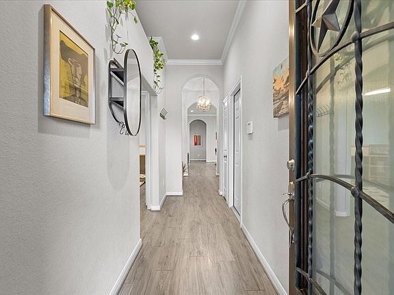 2nd image of 4818 Ladona Court