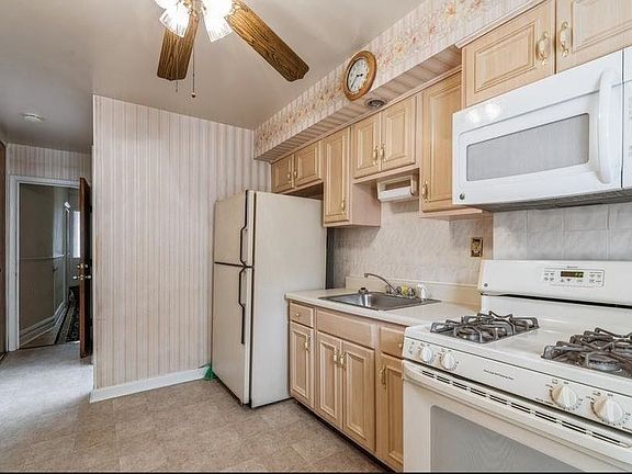 5th image of 119 57th St #1