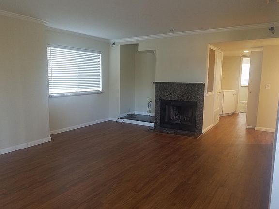 5th image of 2201 Brega Ln