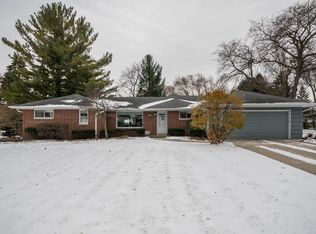 14265 W Glendale Ave, Brookfield, WI 53005