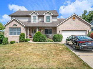 101 Ridgewood Ln, Dyer, IN 46311