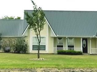 638 County Road 3535, Honey Grove, TX 75446