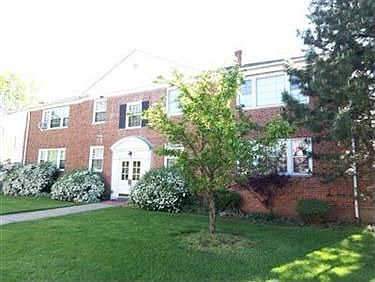 1st image of 2401 Euclid Heights Blvd APT 5