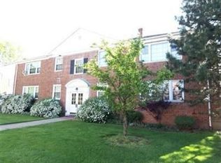 2401 Euclid Heights Blvd APT 5, Cleveland Heights, OH