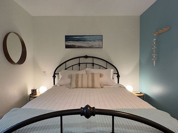 3rd image of 517 Fisgard St #312