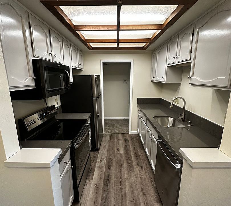 1st image of 1210 Bellevue Ave APT 306