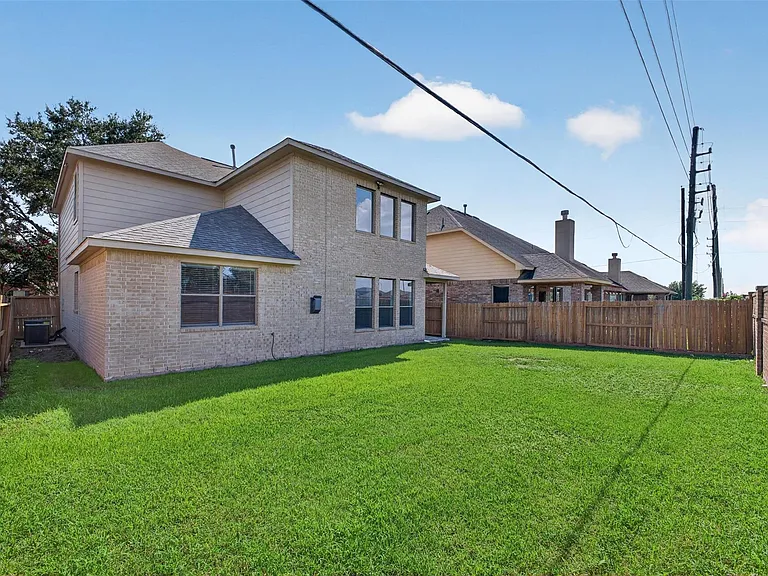 24542 Bella Veneza Dr — Photo 21