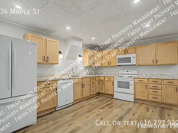 134 Maple St, Portland, MI 48875