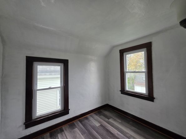 378 French St APT 2