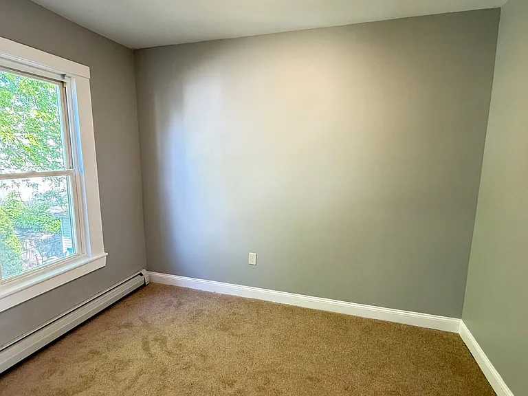 152 Pearl St #2 — Photo 21