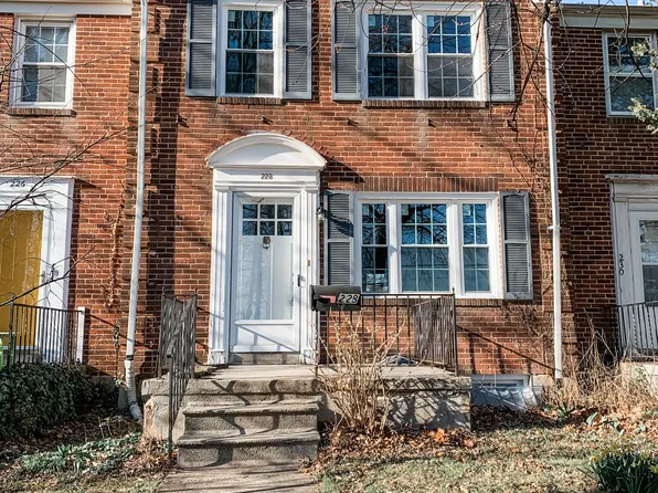 228 Stevenson Ln, Baltimore, MD 21212