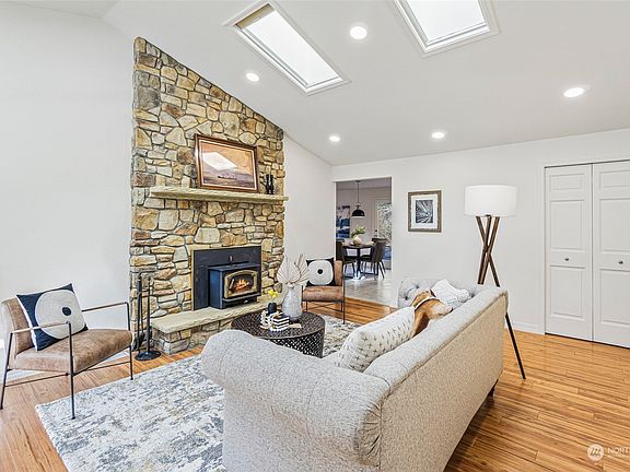 3rd image of 7319 Marwood Place