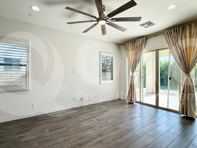 4280 S Amethyst Dr — Photo 4
