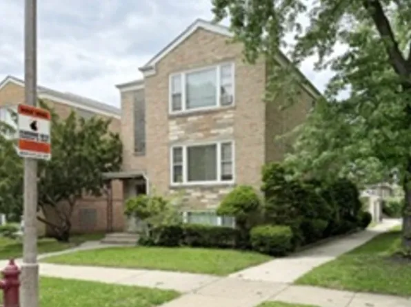 2100 Scoville Ave, Berwyn, IL 60402