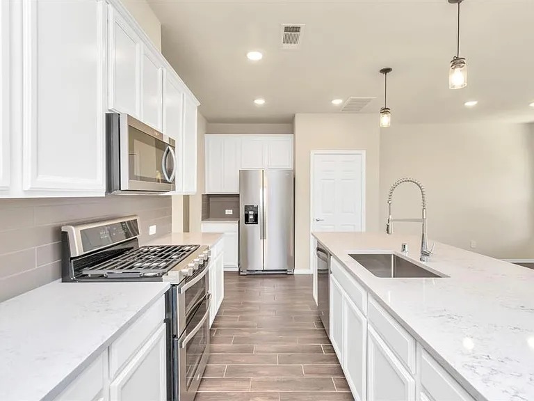 3420 Avondale View Dr — Photo 9