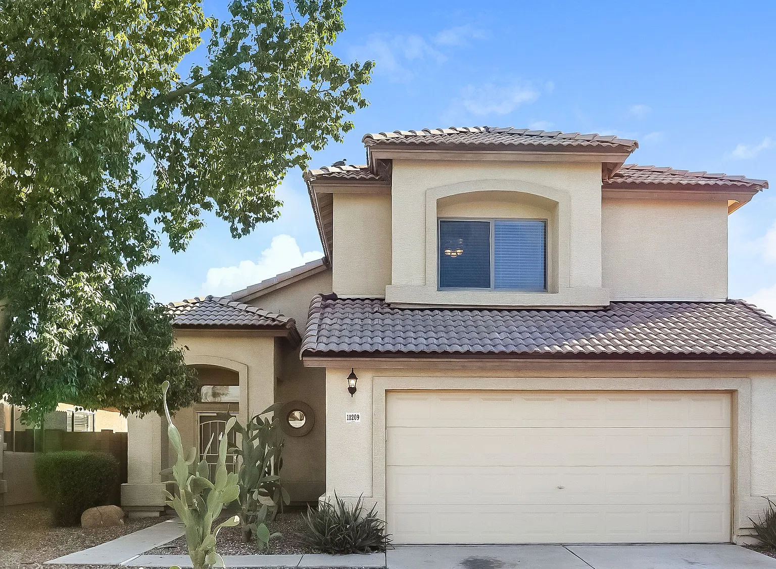 4 bed, 1787 sqft, $2,095 — Photo 1