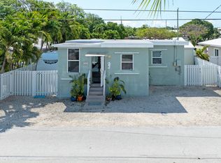 30 Orange Dr, Key Largo, FL 33037