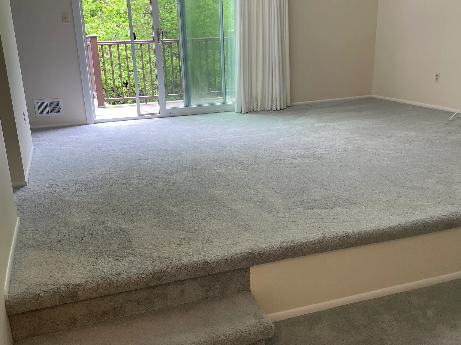 514 Spruce Hills Dr — Photo 4