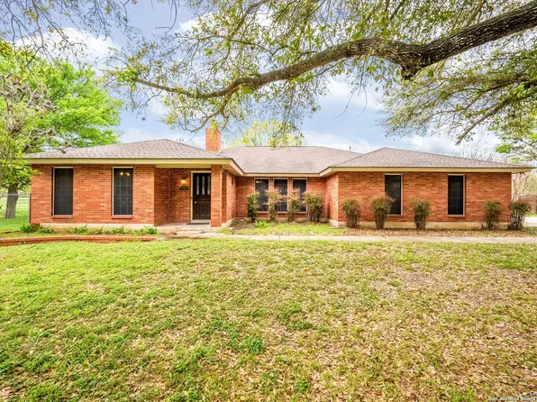 3122 TRIPLE MEADOWS, China Grove, TX 78263