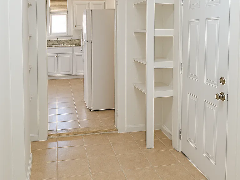 275 Adams St — Photo 6